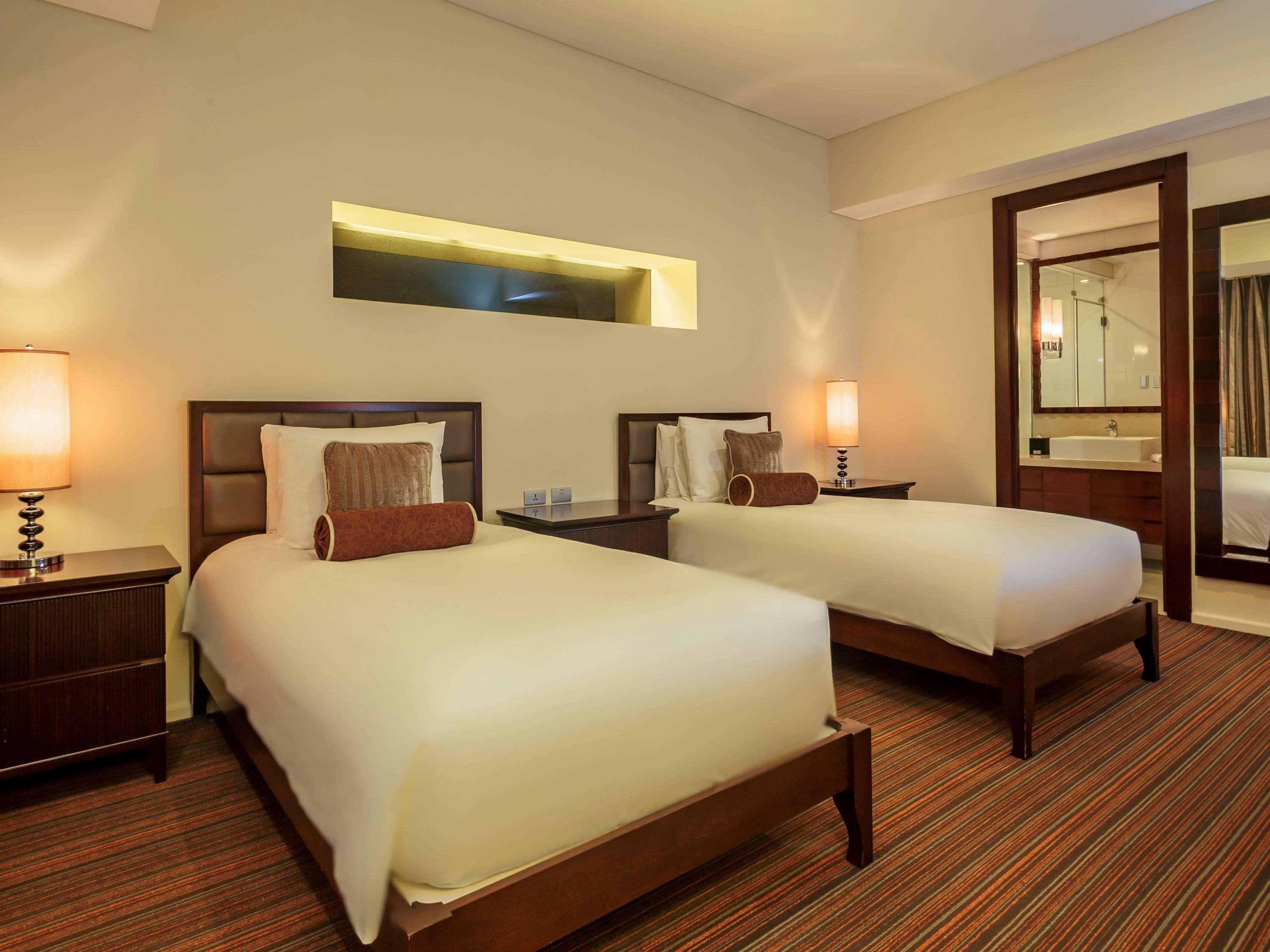 Joy Nostalg Hotel And Suites Manila Managed By The Ascott Limited Pasig City Dış mekan fotoğraf